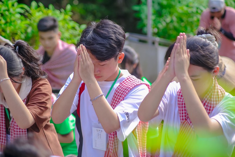 Đầu năm đến chùa có tượng Phật nhập Niết bàn lớn nhất Đông Nam Á ảnh 7