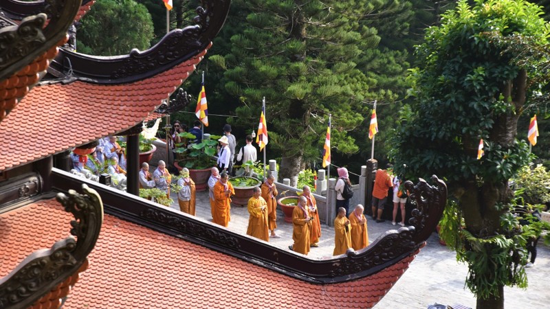 Đầu năm đến chùa có tượng Phật nhập Niết bàn lớn nhất Đông Nam Á ảnh 4