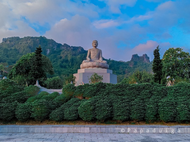 Khám phá ngôi chùa có tượng Phật bằng đồng lớn nhất Hải Phòng ảnh 1