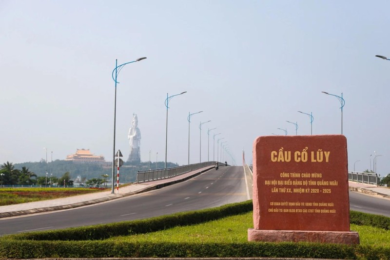 Chiêm ngưỡng tượng Phật Quan Âm cao nhất Đông Nam Á ảnh 1