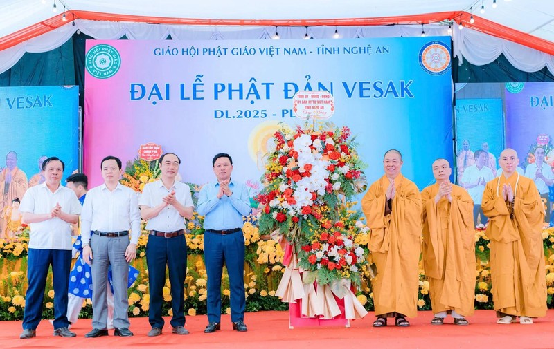 Phật giáo Nghệ An phát huy truyền thống hộ quốc, an dân, tinh thần nhập thế ảnh 4