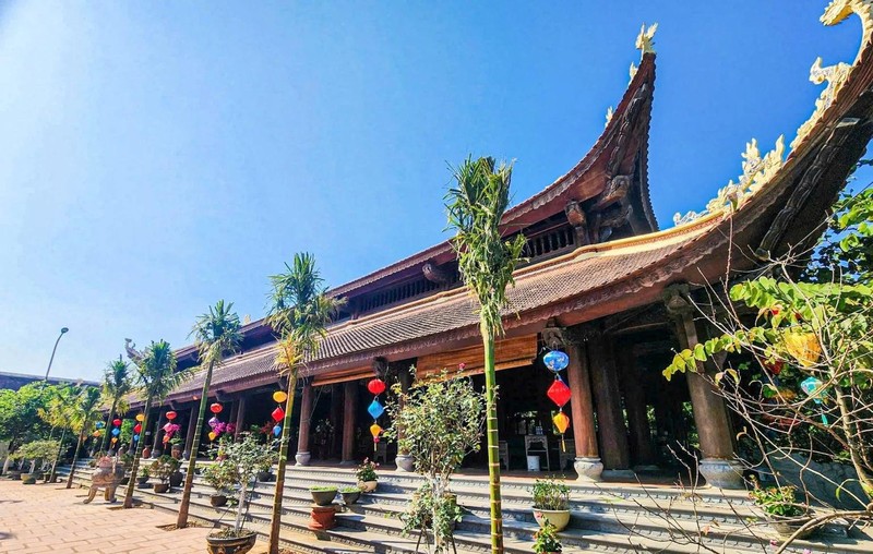 Về Hà Tĩnh, ngắm cổng tam quan độc đáo ở ngôi cổ tự nghìn năm tuổi ảnh 8