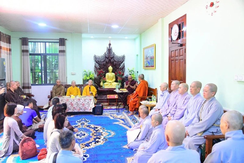 Đoàn Phật giáo Việt Nam thăm cơ sở tự viện đào tạo Tăng sĩ tại Mandalay ảnh 5