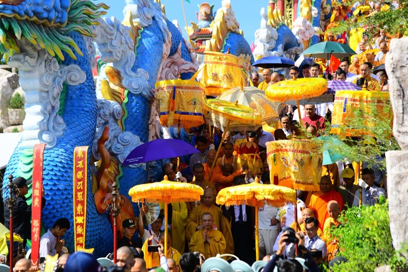 Lễ cung tiễn Xá lợi Phật từ chùa Quán Thế Âm về lại Ấn Độ sau hành trình linh thiêng tại Việt Nam ảnh 2