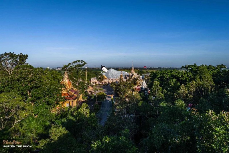 Chiêm ngưỡng tượng Phật nằm khổng lồ ở Sóc Trăng nhìn từ trên cao ảnh 3