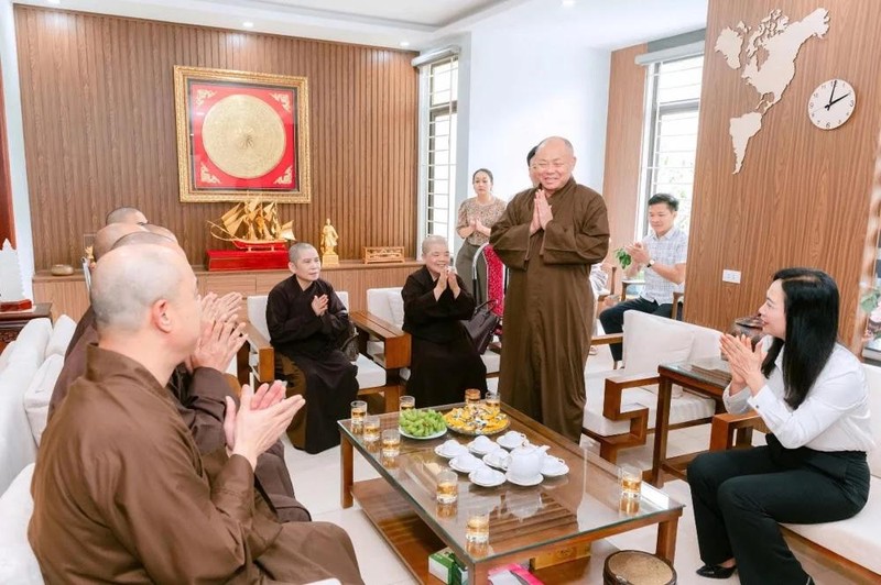 Thanh Hoá: BTS Phật giáo tỉnh thăm, chúc mừng Sở Dân tộc và Tôn giáo tỉnh ảnh 1