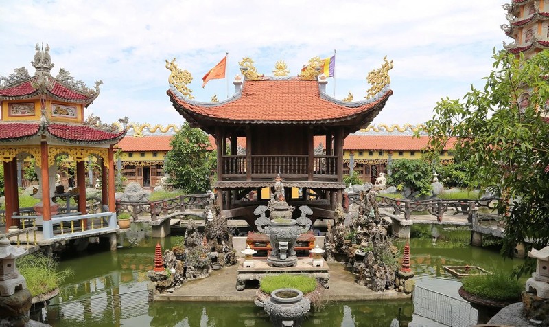 Ngôi chùa nằm giữa cánh đồng thờ hai 'ông Hổ' ở một xã đảo ảnh 4