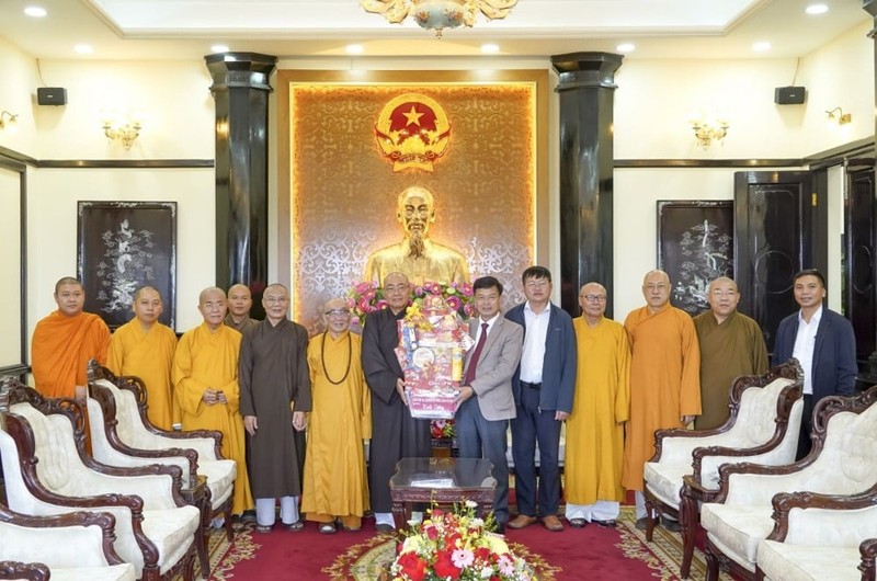 Lâm Đồng: Ban Trị sự Phật giáo thăm chính quyền tỉnh ảnh 2