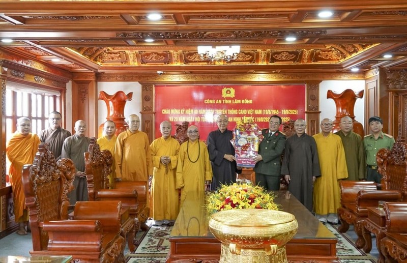 Lâm Đồng: Ban Trị sự Phật giáo thăm chính quyền tỉnh ảnh 3