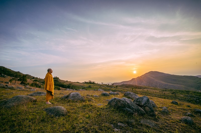 Chùm ảnh chư tăng chùa Ba Vàng hành thiền trên núi ảnh 6