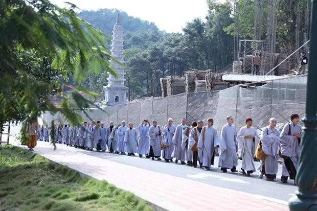 Tăng ni sinh Khóa V Học viện Phật giáo Việt Nam tri ân tại Hà Nội ảnh 12