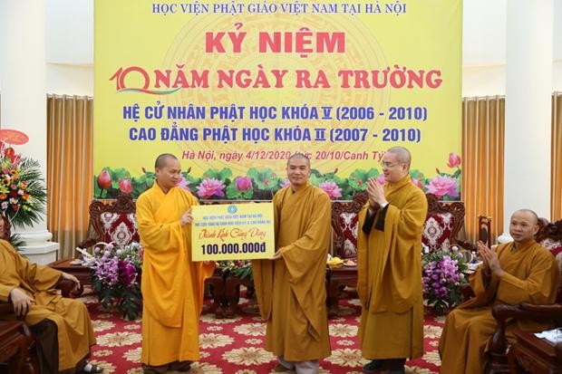 Tăng ni sinh Khóa V Học viện Phật giáo Việt Nam tri ân tại Hà Nội ảnh 33