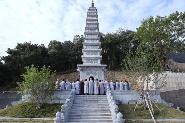 Tăng ni sinh Khóa V Học viện Phật giáo Việt Nam tri ân tại Hà Nội ảnh 7