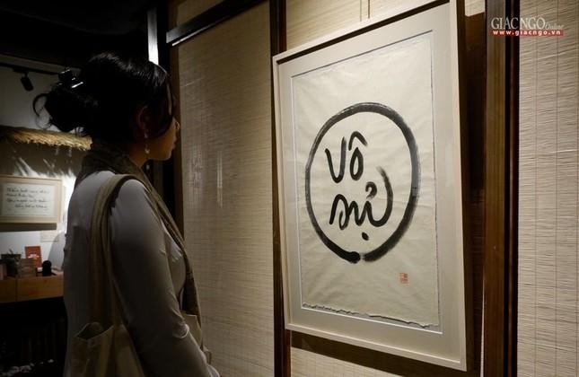 Khai mạc triển lãm sách và thư pháp của Thiền sư Thích Nhất Hạnh ảnh 7