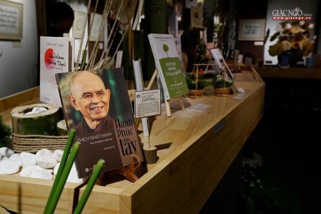 Khai mạc triển lãm sách và thư pháp của Thiền sư Thích Nhất Hạnh ảnh 8