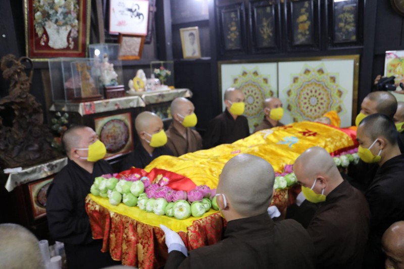 Lễ nhập kim quan Ni Trưởng thượng Huệ hạ Giác - Tông Trưởng Liên Tông Tịnh Độ Non Bồng ảnh 11