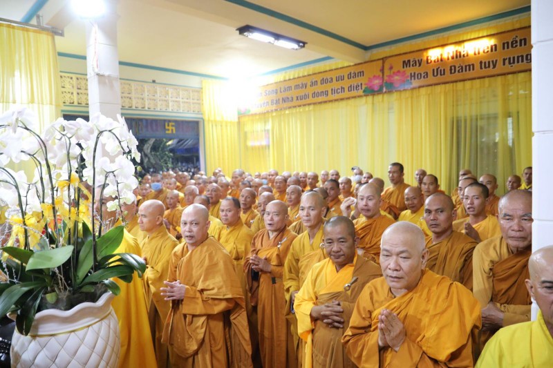 Lễ nhập kim quan Ni Trưởng thượng Huệ hạ Giác - Tông Trưởng Liên Tông Tịnh Độ Non Bồng ảnh 19