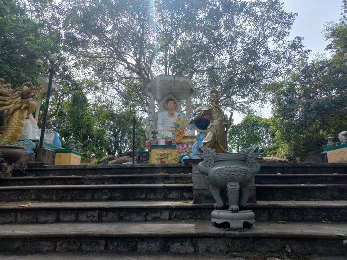 Độc đáo ngôi chùa cổ hơn 300 năm tuổi ở Biên Hòa ảnh 1