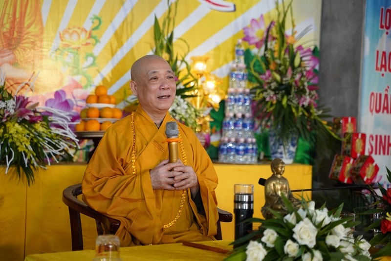 Nam Định: Hàng nghìn Phật tử tham dự khóa tu 'Một ngày an lạc' tại chùa Linh Ứng ảnh 5