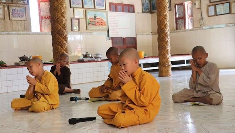 Khám phá vẻ đẹp kiến trúc độc đáo của ngôi chùa Khmer Sóc Lớn ảnh 8