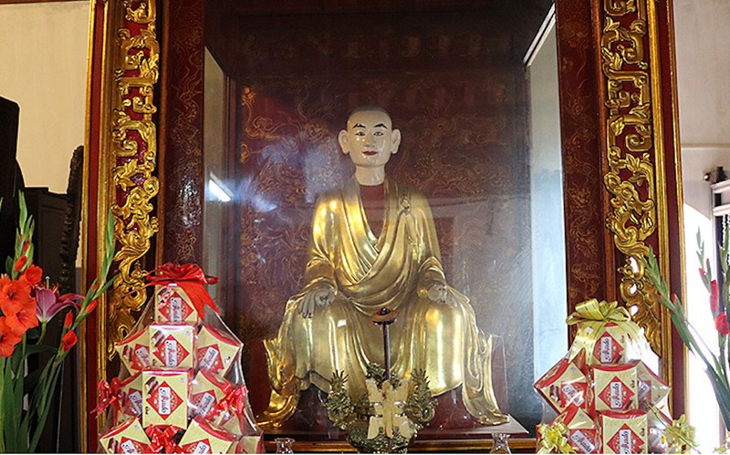 Chiêm ngưỡng Bộ tượng Trúc Lâm tam tổ hơn 300 năm tuổi tại chùa Phổ Minh ảnh 3