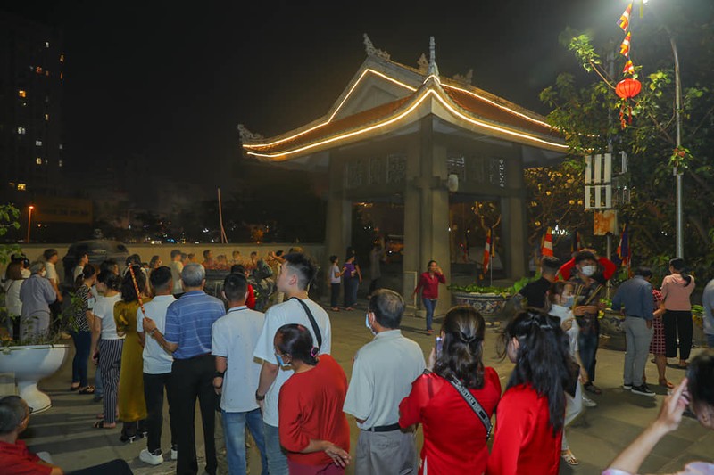 Chùa Vĩnh Nghiêm: Ngôi chùa cổ kính và vô cùng độc đáo ở TP.HCM ảnh 2