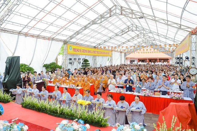 Thiền viện Sùng Phúc tổ chức Đại lễ Vu lan - Báo hiếu Phật lịch 2567 ảnh 4