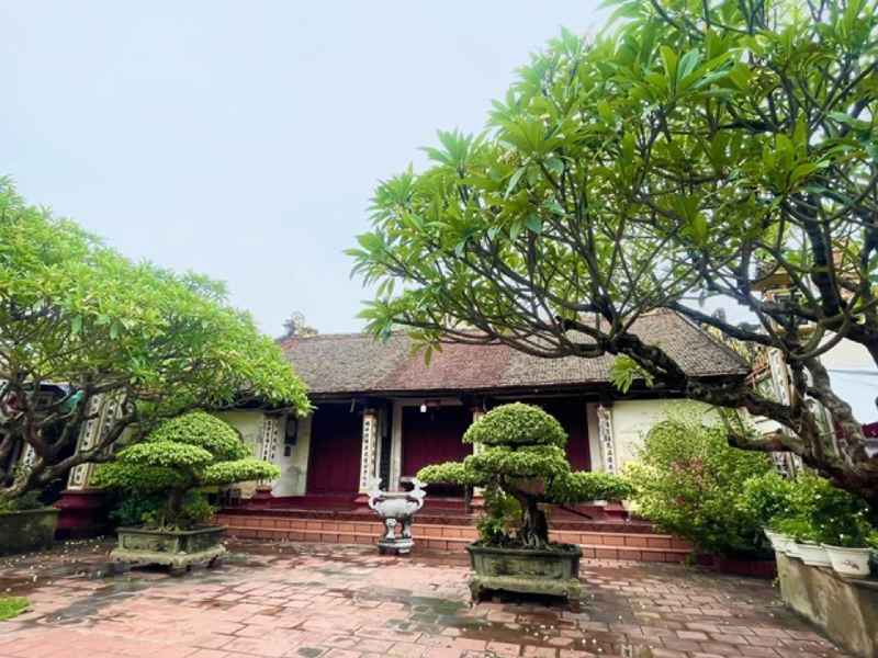 Khám phá kiến trúc cổ kính của chùa Triều Khúc ảnh 1