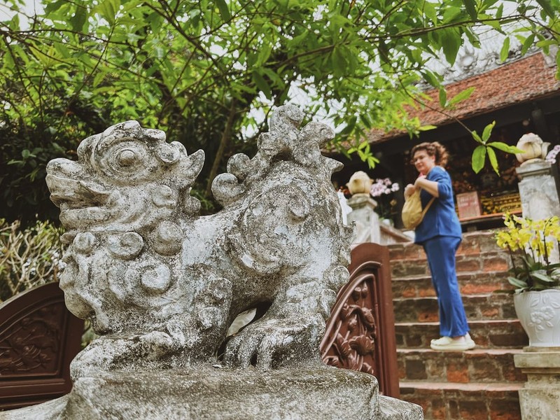 Chiêm ngưỡng ngôi cổ tự nổi tiếng ở Hà Nội, với kiến trúc được ví như 'sen nở trên nước' ảnh 3