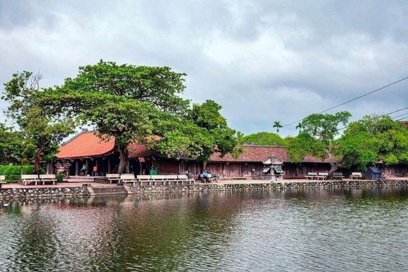 Ngôi cổ tự huyền bí bậc nhất trấn Sơn Nam ảnh 2