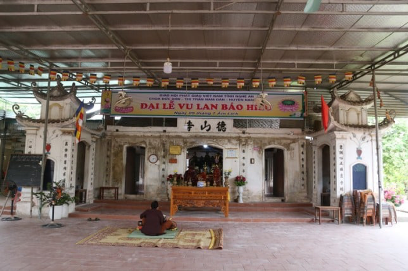 Ngôi chùa ở Nghệ An lưu giữ hơn 200 bản khắc kinh mộc cổ ảnh 1