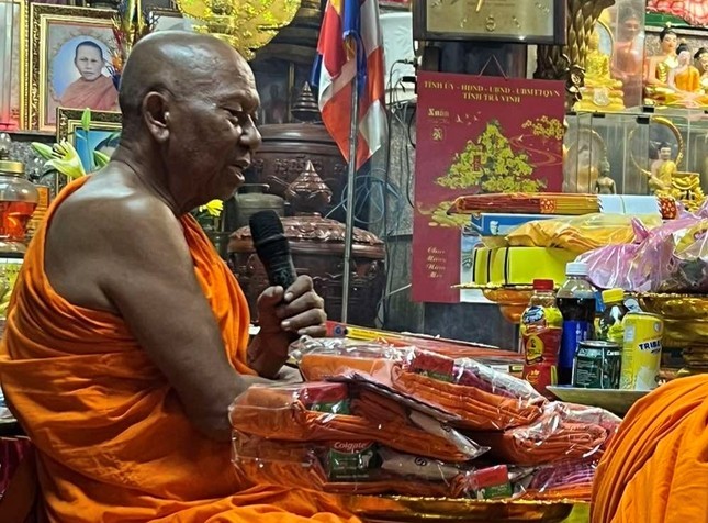 Trà Vinh: Lễ nhập hạ truyền thống của Phật giáo Nam tông Khmer tại chùa Âng ảnh 1