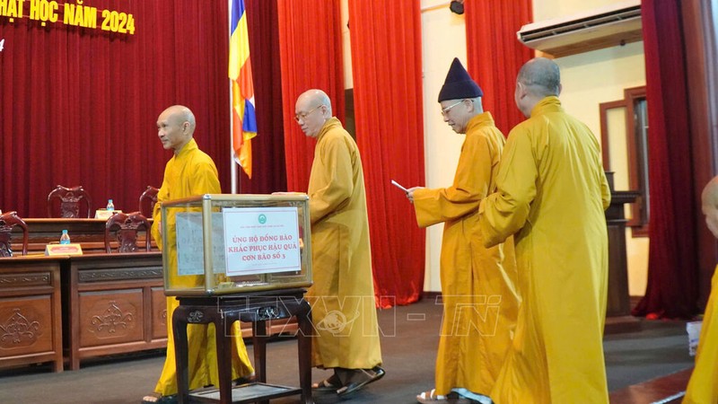 Học viện Phật giáo Việt Nam tại Hà Nội khai giảng năm học 2024 - 2025, trao bằng thạc sỹ, cử nhân Phật học ảnh 1