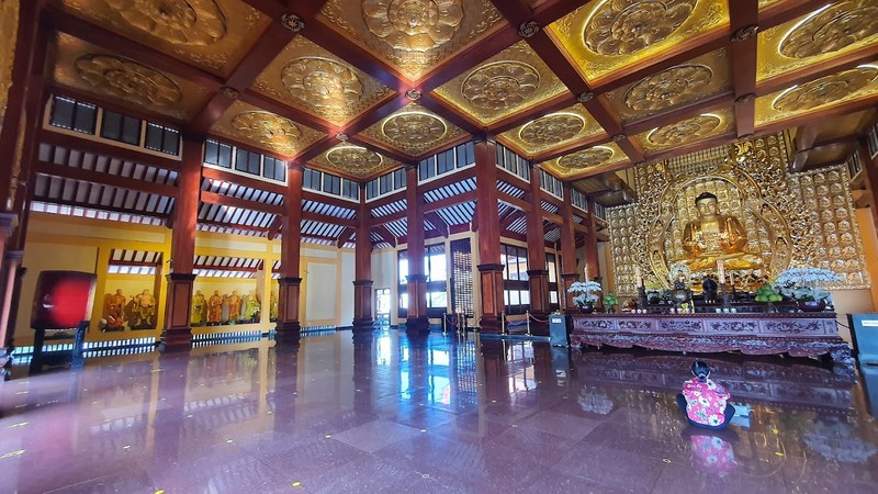 Việt Nam Quốc Tự: ngôi chùa có kiến trúc bề thế bậc nhất Sài Gòn ảnh 4