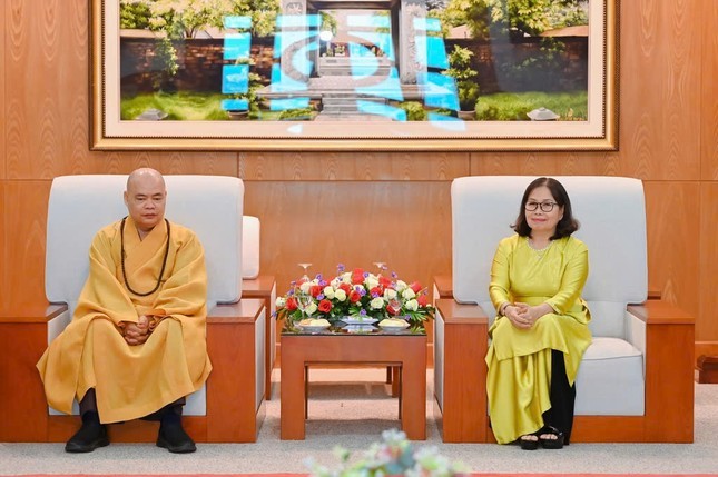 Thượng tọa Thích Thanh Phong dẫn đầu đoàn Ban Trị sự tỉnh thăm lãnh đạo Tỉnh ủy Bà Rịa-Vũng Tàu ảnh 1