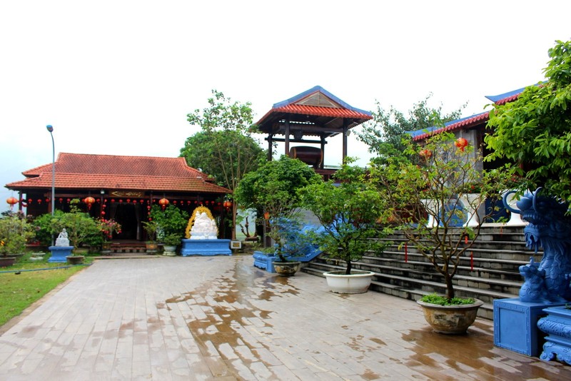 Chùa Hà Tân – Ngôi chùa nằm ở vị trí độc đáo nhất TP. Đà Nẵng ảnh 1