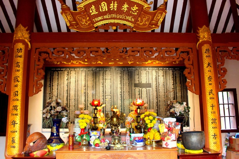 Chùa Hà Tân – Ngôi chùa nằm ở vị trí độc đáo nhất TP. Đà Nẵng ảnh 2