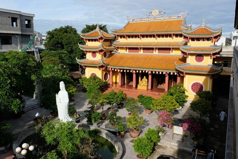 Khám phá ngôi chùa hơn 100 tuổi ở Đà Nẵng ảnh 1