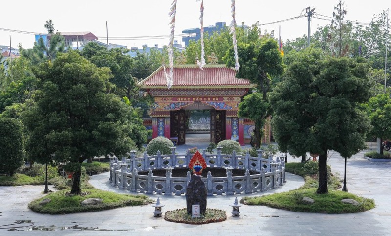 Khám phá ngôi chùa Tây Tạng độc nhất tại Hà Nội ảnh 1