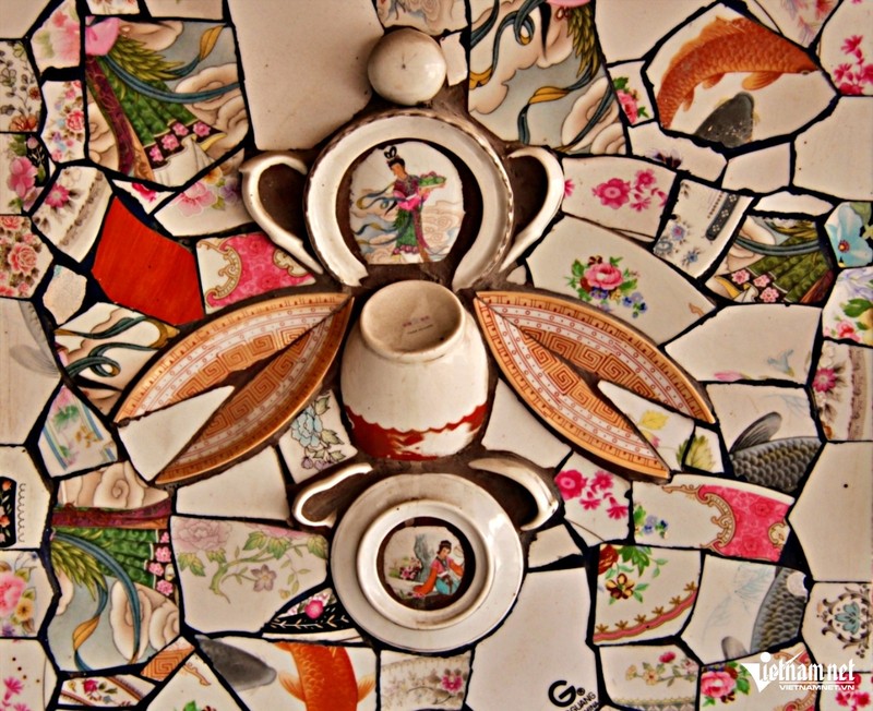 Độc đáo ngôi chùa cổ ở TP. HCM được trang trí bằng 30 tấn mảnh sành, sứ ảnh 3