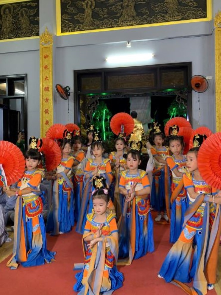 Lễ vía Phật Di Đà tại chùa Linh Sơn Pháp Ấn ảnh 2