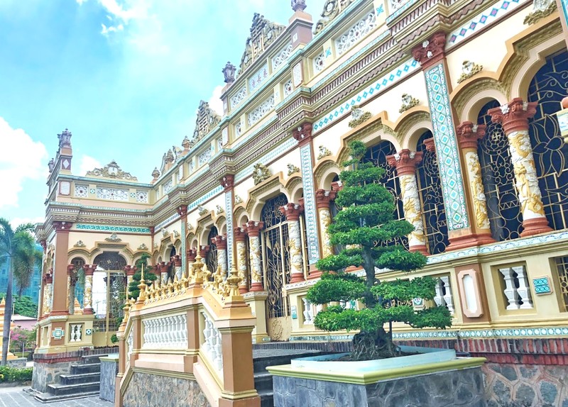 Khám phá chùa Vĩnh Tràng ở Tiền Giang ảnh 11