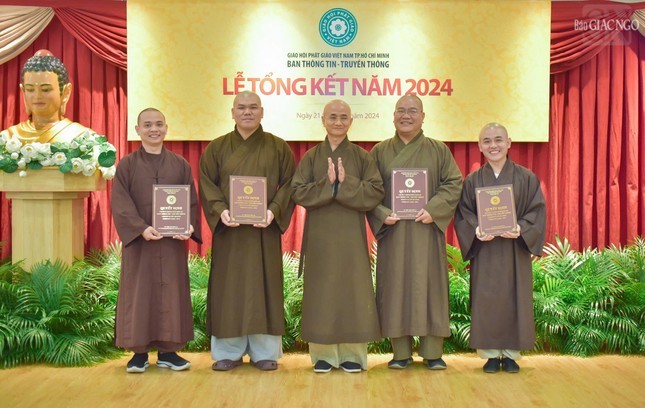 Ban Thông tin - Truyền thông Phật giáo TP.HCM tổng kết năm 2024, công bố điều chỉnh nhân sự ảnh 5