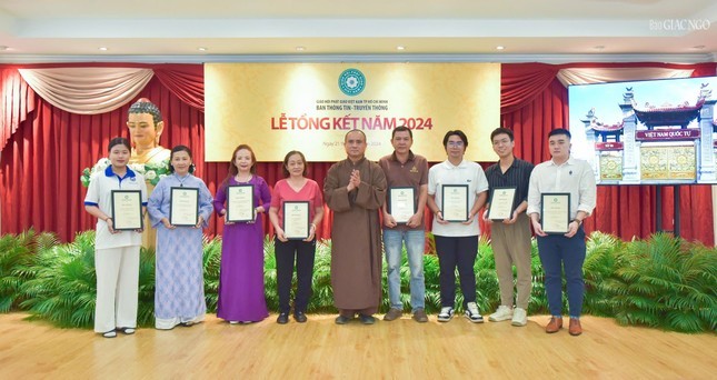 Ban Thông tin - Truyền thông Phật giáo TP.HCM tổng kết năm 2024, công bố điều chỉnh nhân sự ảnh 6