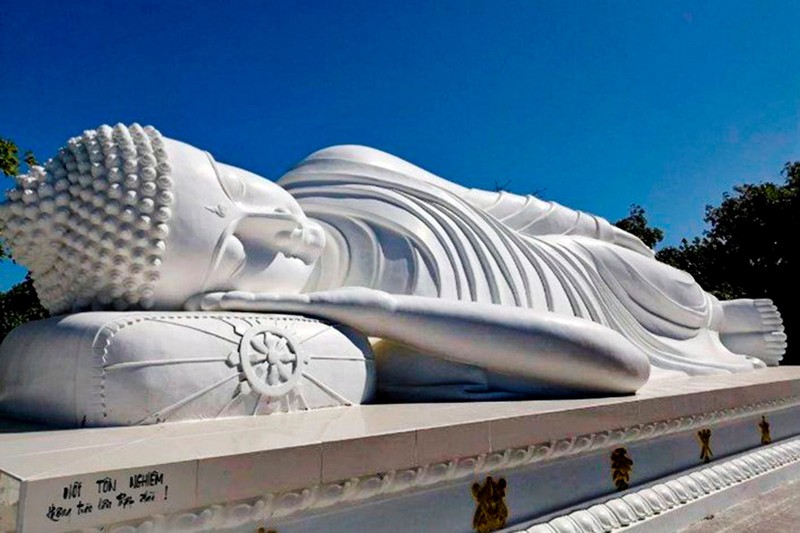 Ngôi chùa ở Mũi Né lưu giữ nhiều hiện vật cổ ảnh 1