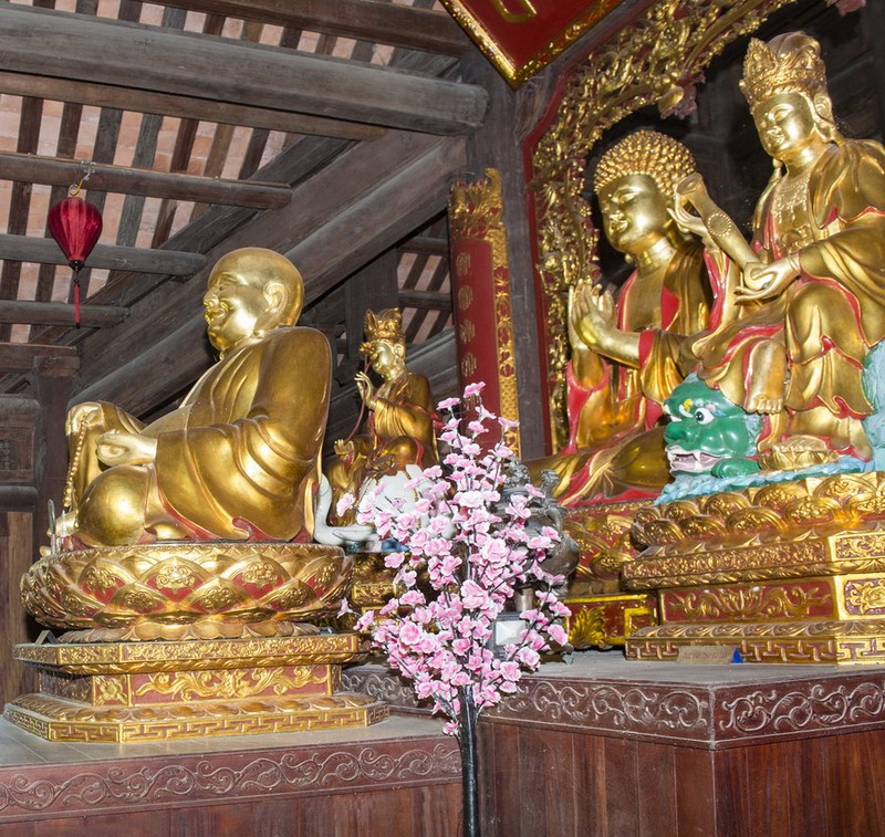 Kiến trúc độc đáo của ngôi chùa làm bằng gỗ lim ở Hà Tĩnh ảnh 12