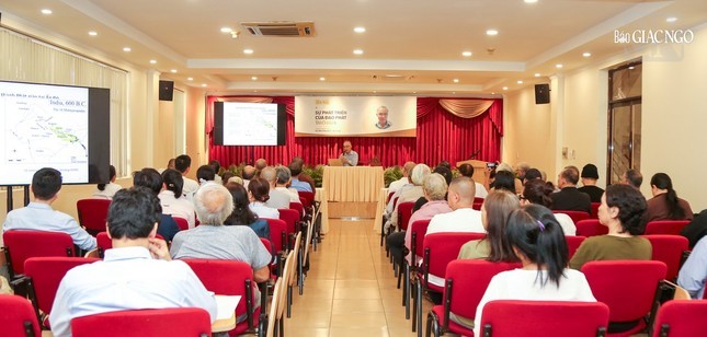 Tiến sĩ Nguyễn Tường Bách thuyết trình về "Sự phát triển của Đạo Phật tại châu Á" ảnh 1