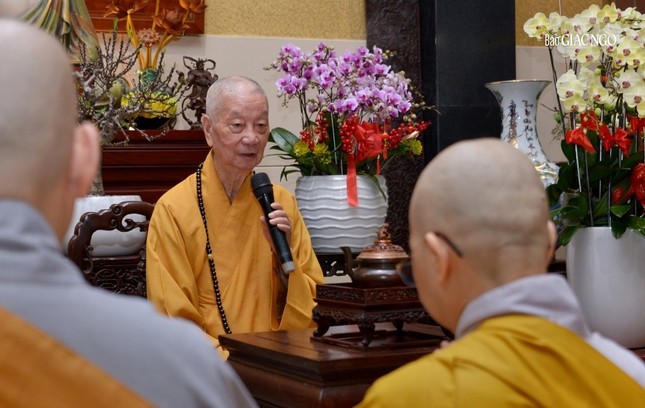 Đức Pháp chủ huấn thị cho Phân ban Ni giới T.Ư ảnh 1