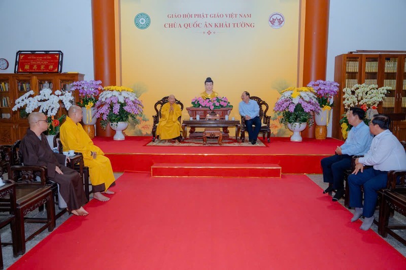 Trưởng lão Hòa thượng Thích Thiện Nhơn tiếp đoàn Tỉnh ủy tỉnh Cà Mau ảnh 1