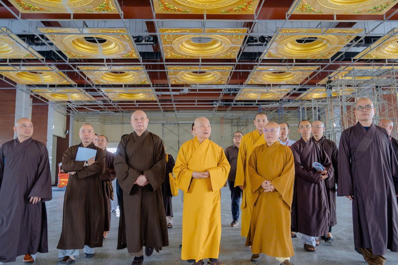 Trưởng lão Hòa thượng Chủ tịch kiểm tra công tác tổ chức Đại lễ Vesak LHQ tại TP.HCM ảnh 4